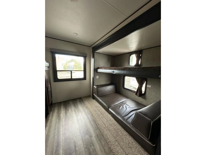 2020 Other Jayflight 324bds alt