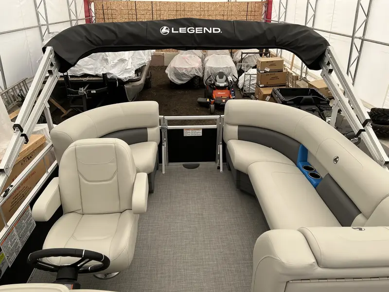 Legend 18 FUN PONTOON 2024