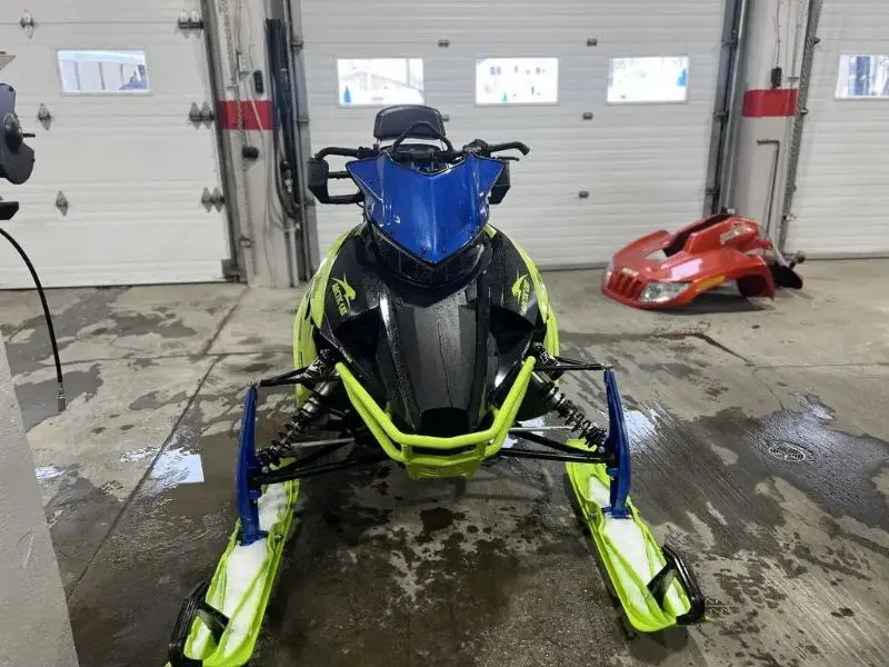 2020 Arctic Cat RIOT 8000 ES