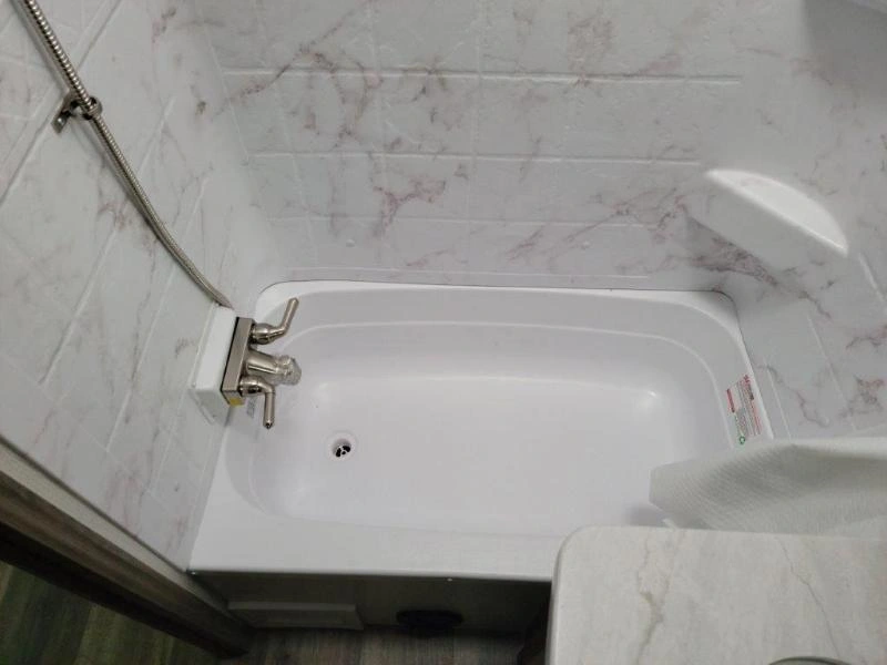 2022 Keystone Rv 32bhs alt