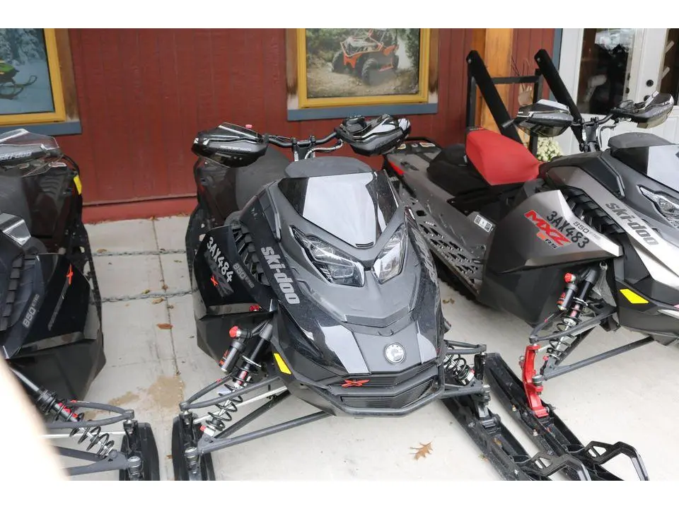 2023 SKI-DOO mxzx xrs 850