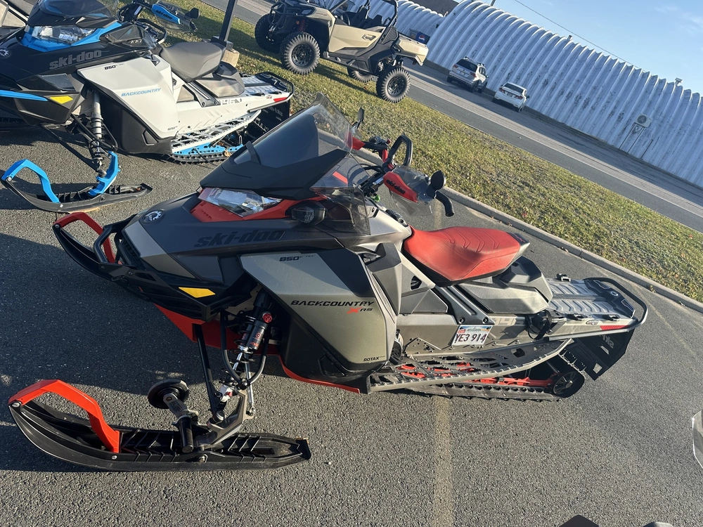 2022 Ski-doo Backcountry X-rs 850 E-tec alt