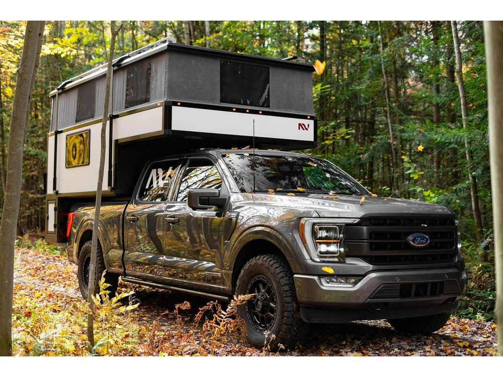 2026 Next Rv Land'r alt