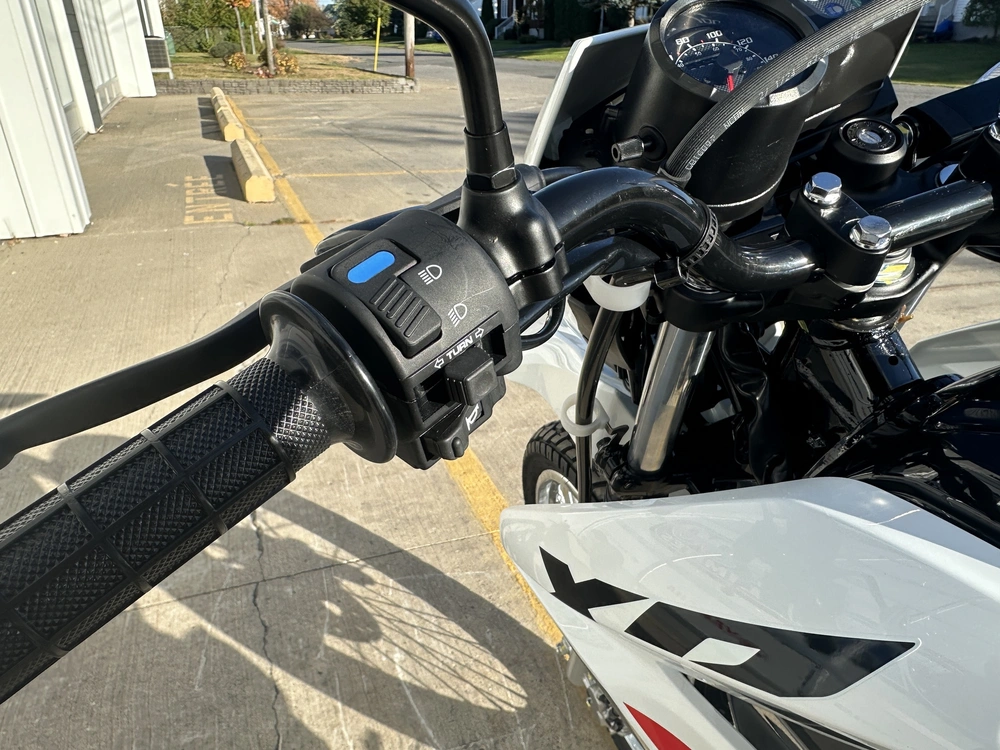Honda Xr150l 2024 alt