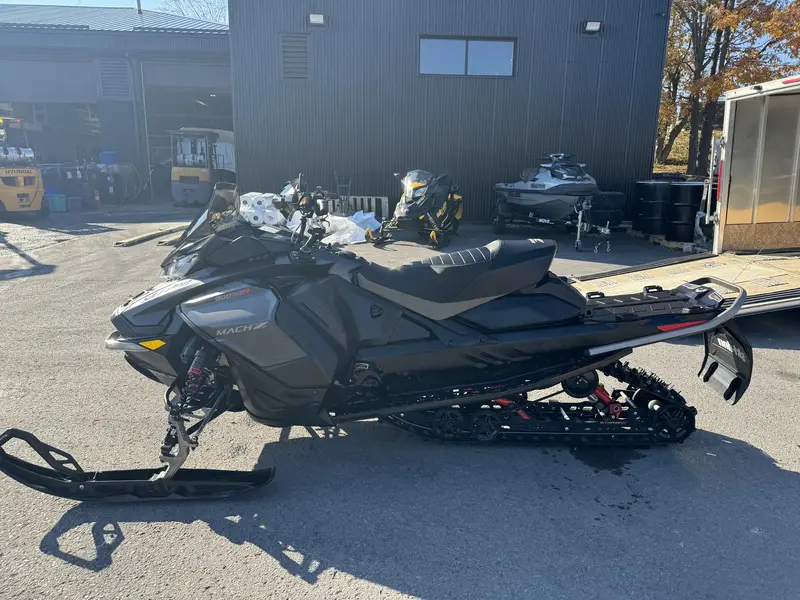 2022 Ski-Doo MACH Z 900ACE TURBO R