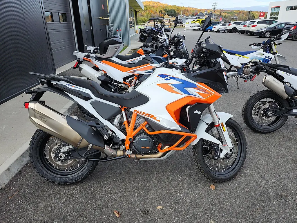 KTM 1290 Aventure R 2024