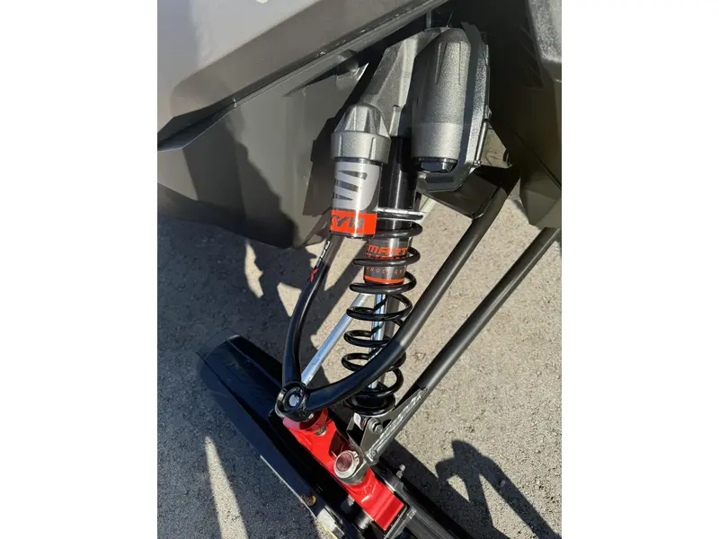 2023 Ski-Doo RENEGADE XRS 850 ETEC w. Smart Shox and 10.25 Touchscreen