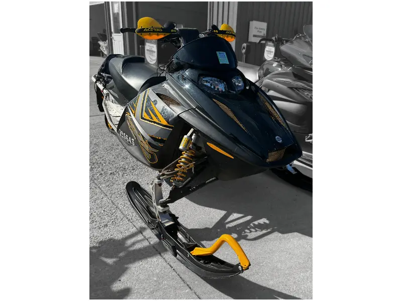 2006 Ski-Doo MXZ 800