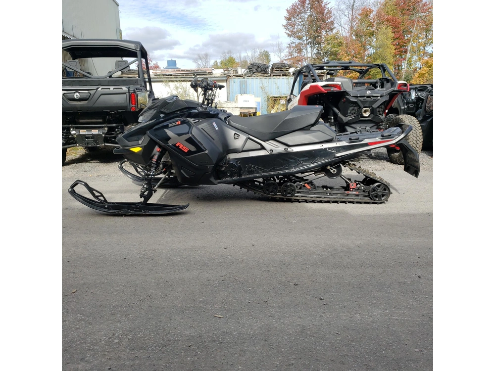 Ski-doo Renegade X-rs 900 Ace Turbo R Ice Ripper Xt 1.25 E.s. W/ 7.8 Lcd Display 2023 alt
