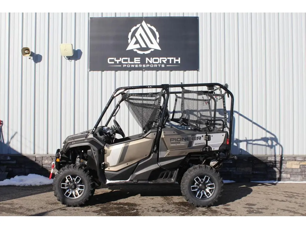 2024 Honda Pioneer 1000-5P Deluxe Trail Edition