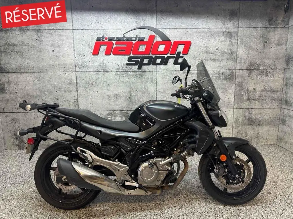 Suzuki SV650 GLADIUS 2013