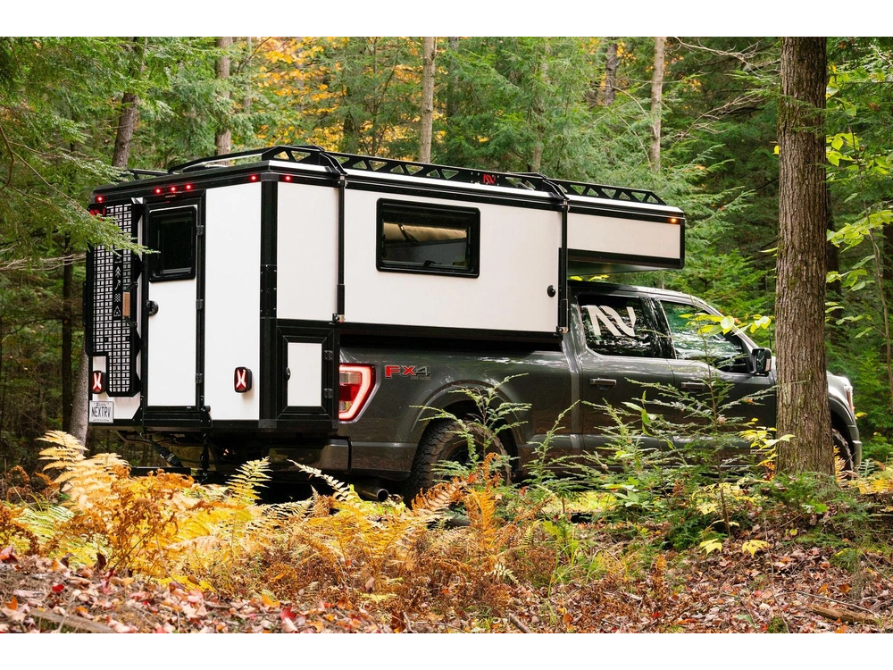 2026 Next Rv Land'r alt