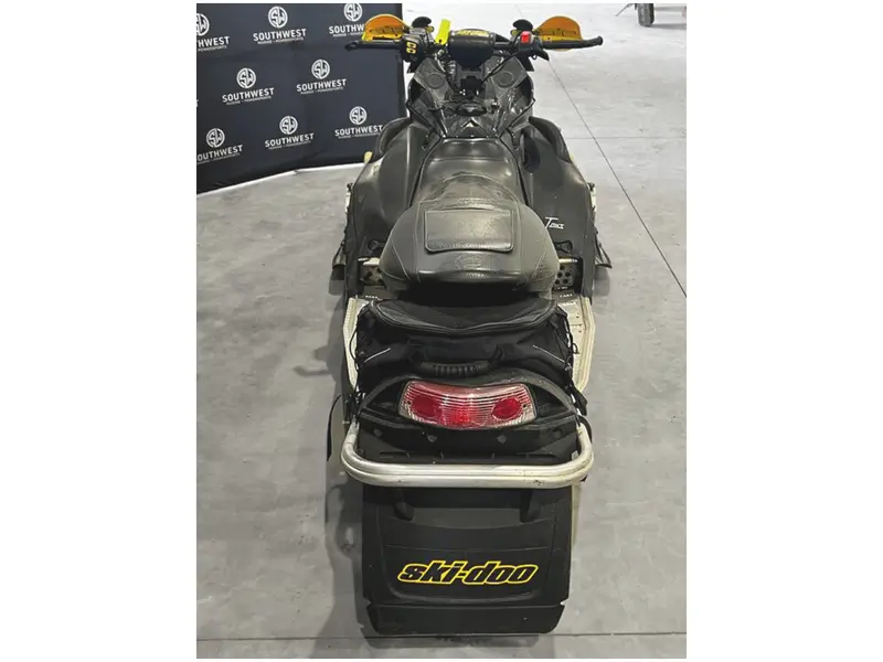 2006 Ski-Doo MXZ 800