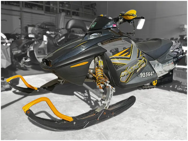 2006 Ski-Doo MXZ 800