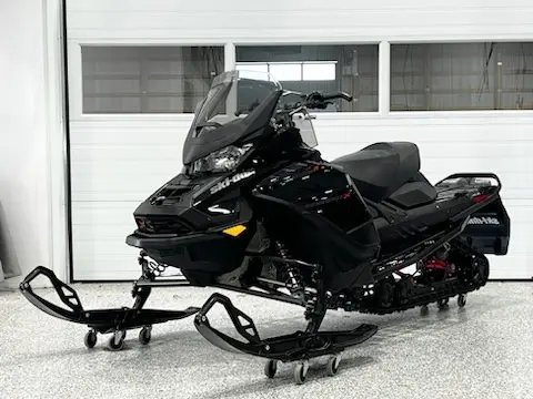 2023 Ski-Doo Renegade X 900 R