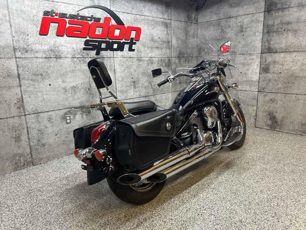 2010 Kawasaki VULCAN 900