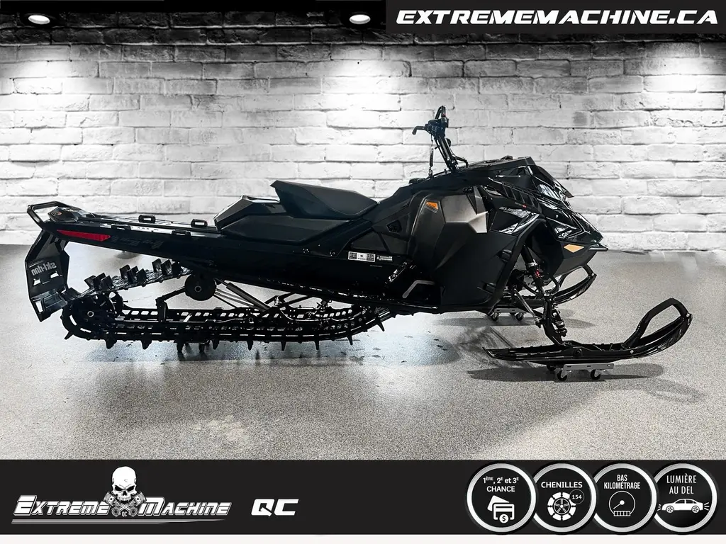 SKIDOO SUMMIT ® ADRENALINE 600R E-TEC 154'' 2024 - SEULEMENT 111KM - COMME NEUF!!!