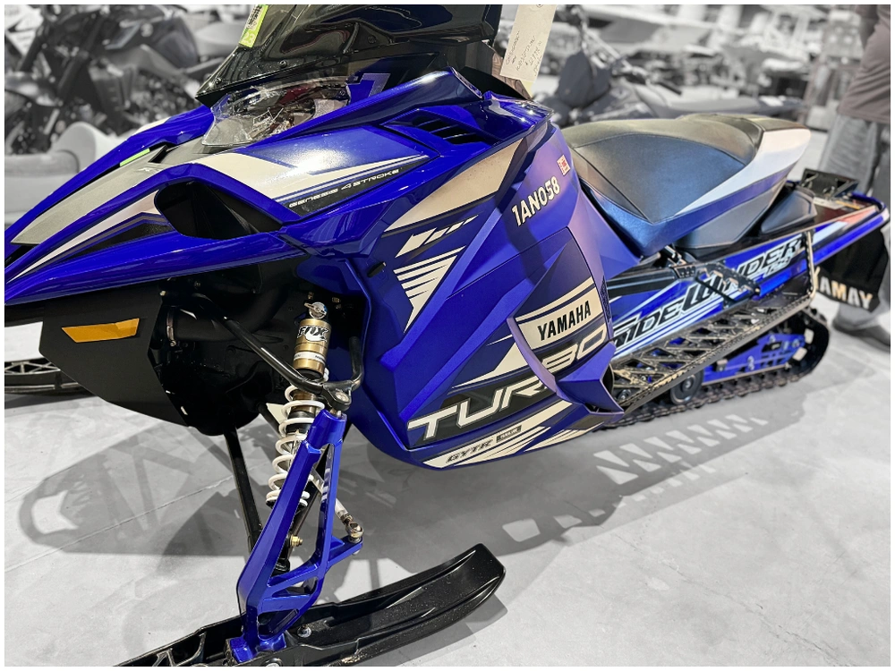 2017 Yamaha Rtx Le alt