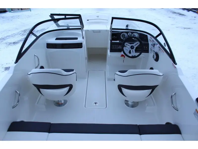 Bayliner VR4 2024