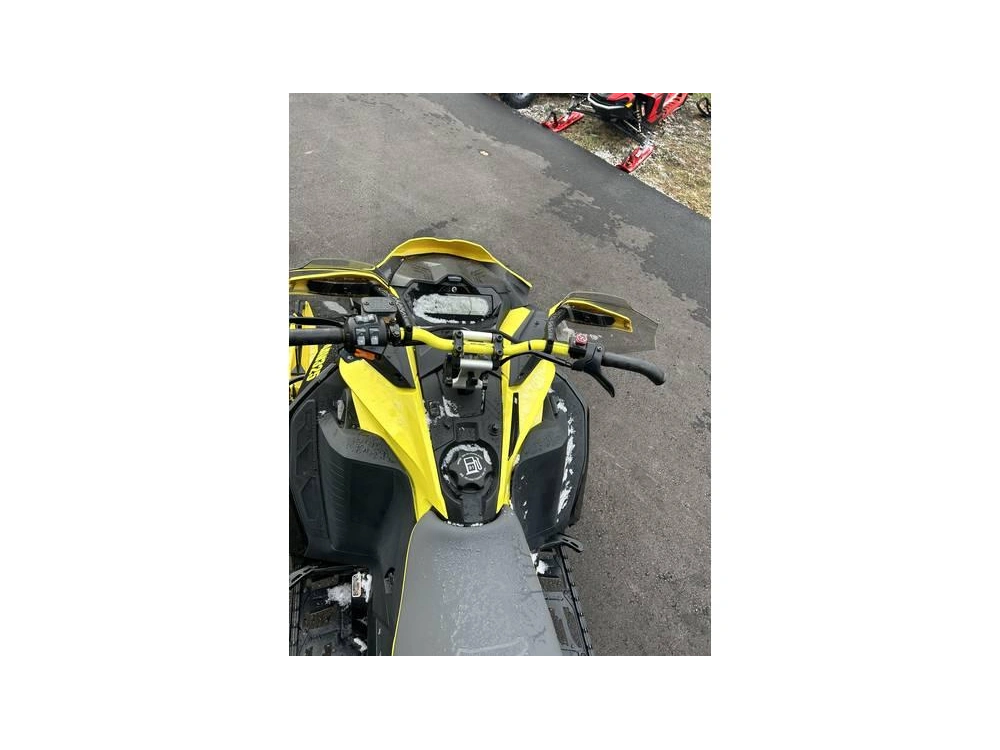 2022 Ski-doo Renegade Xrs 850 alt