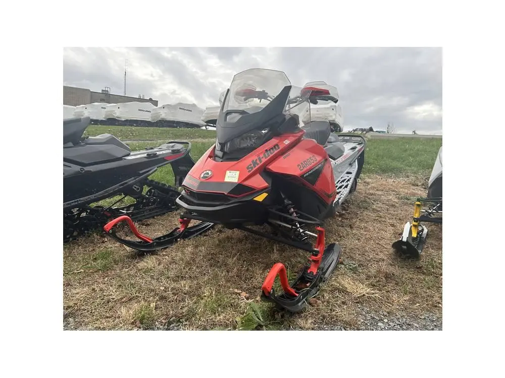 2019 Ski-Doo RENEGADE X 850