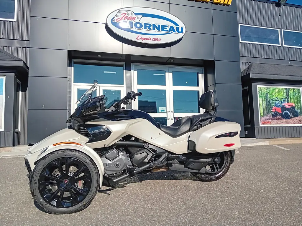 2024 Can-Am SPYDER F3T