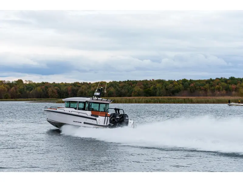 2022 Axopar 37 XC CROSS CABIN