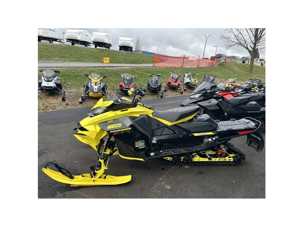 2022 Ski-doo Renegade Xrs 850 alt