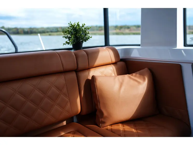 2022 Axopar 37 XC CROSS CABIN