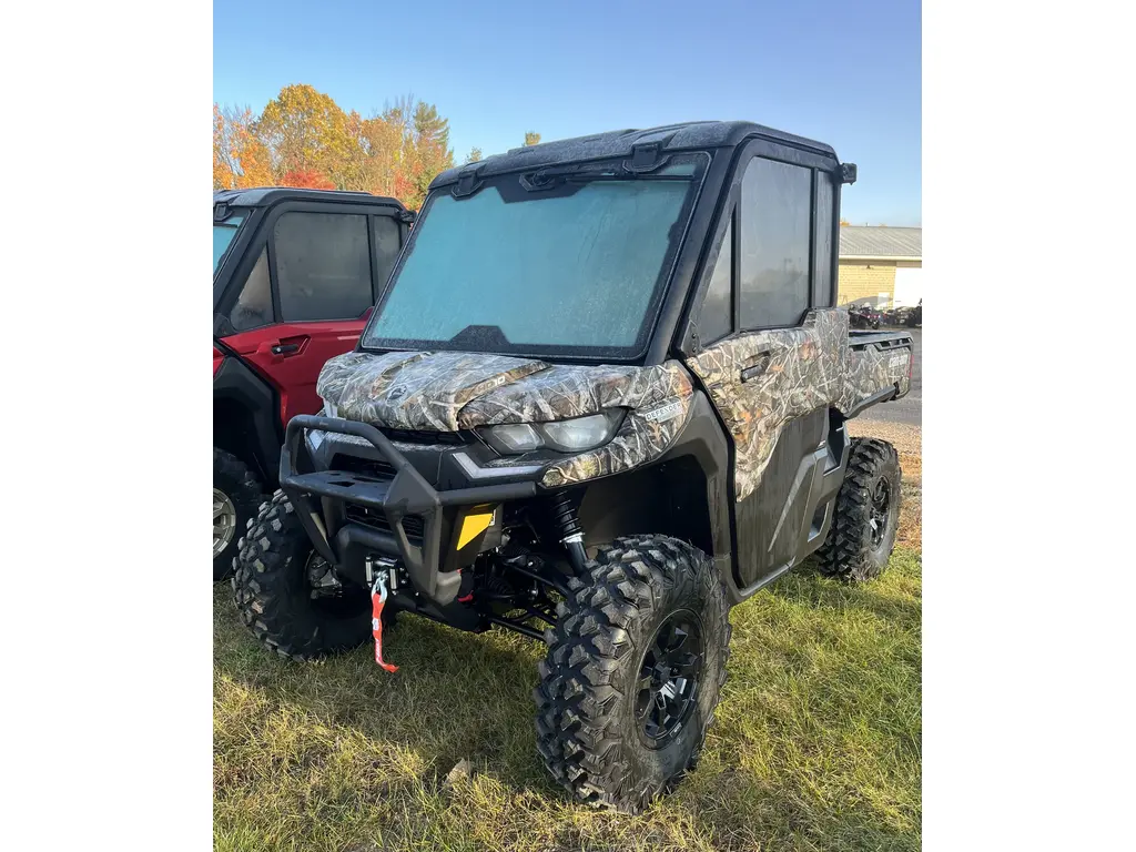 2025 Can-Am DEF LTD 65 HD10 8JSD