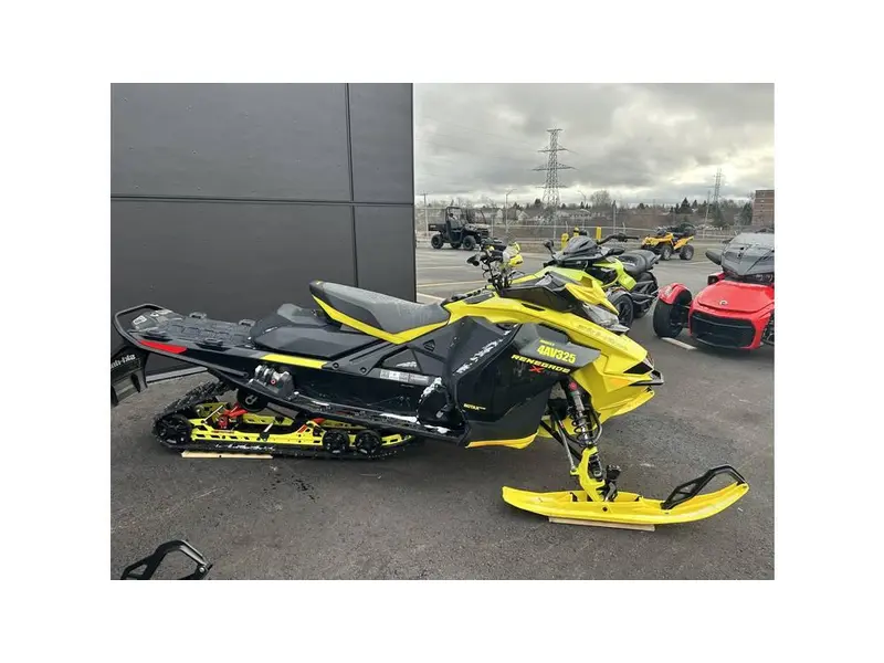 2022 Ski-Doo RENEGADE XRS 850