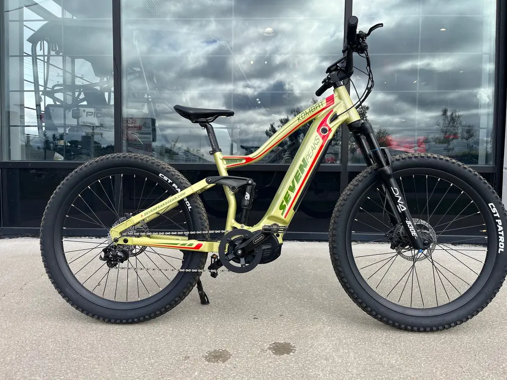 New 2023 Seven Peaks KOMBAT 1000w in Sainte-Thérèse Goulet
