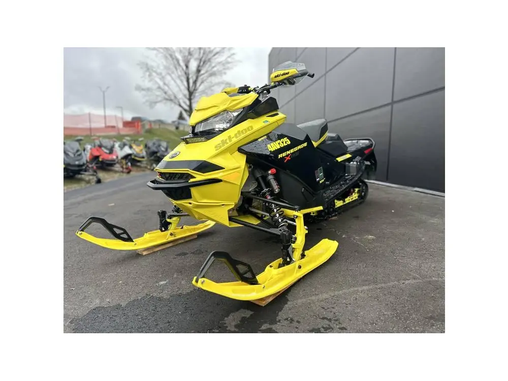 2022 Ski-Doo RENEGADE XRS 850