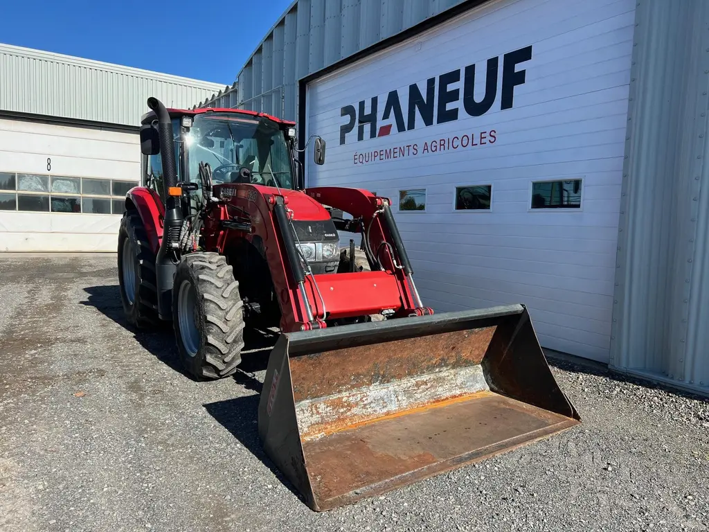 2017 Case IH FARMALL 90C LDR