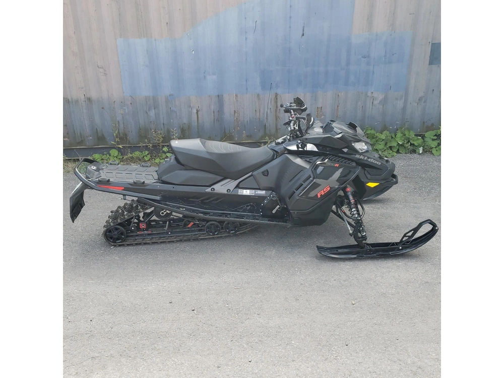 Ski-doo Renegade X-rs 900 Ace Turbo R Ice Ripper Xt 1.25 E.s. W/ 7.8 Lcd Display 2023 alt