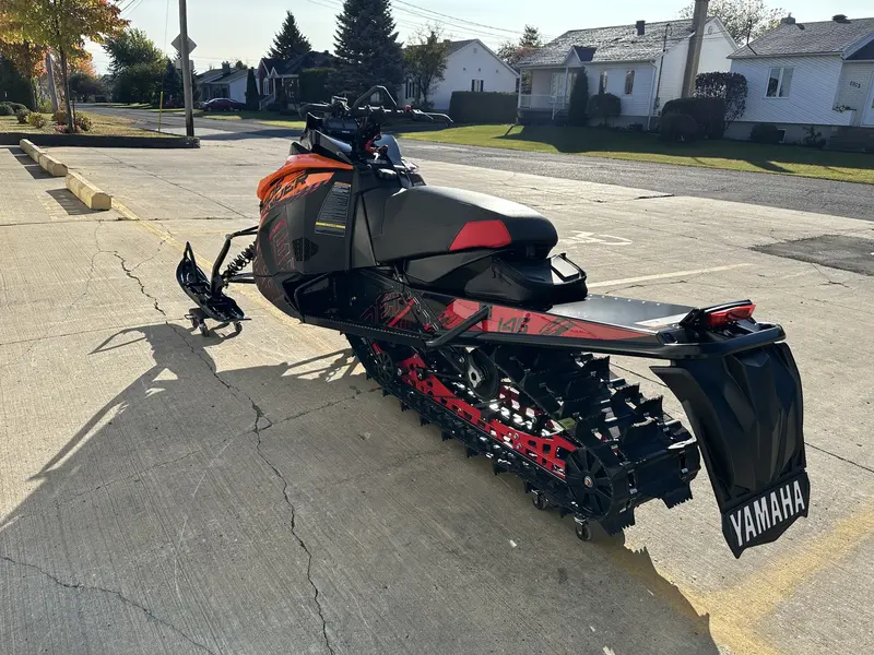 2025 Yamaha Sidewinder X-TX SE 146 2.0