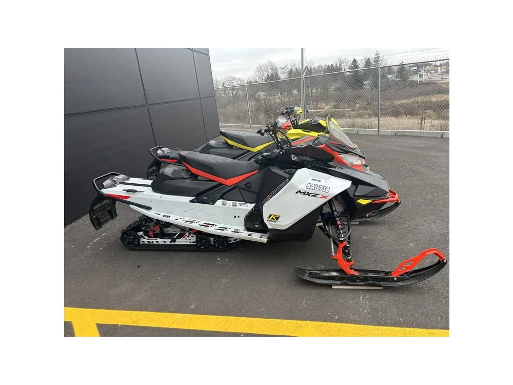 2022 Ski-doo Mxz X 850 E-tec alt
