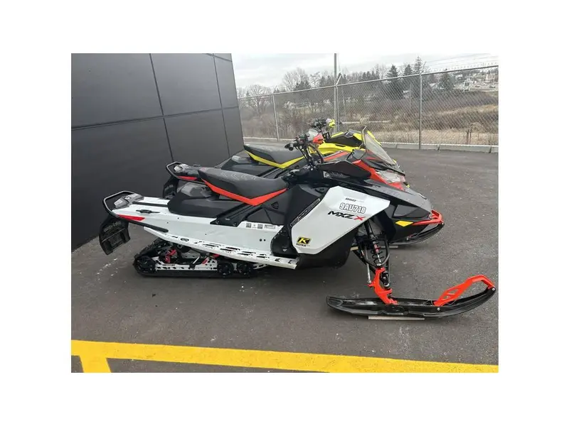 2022 Ski-Doo MXZ X 850 E-TEC
