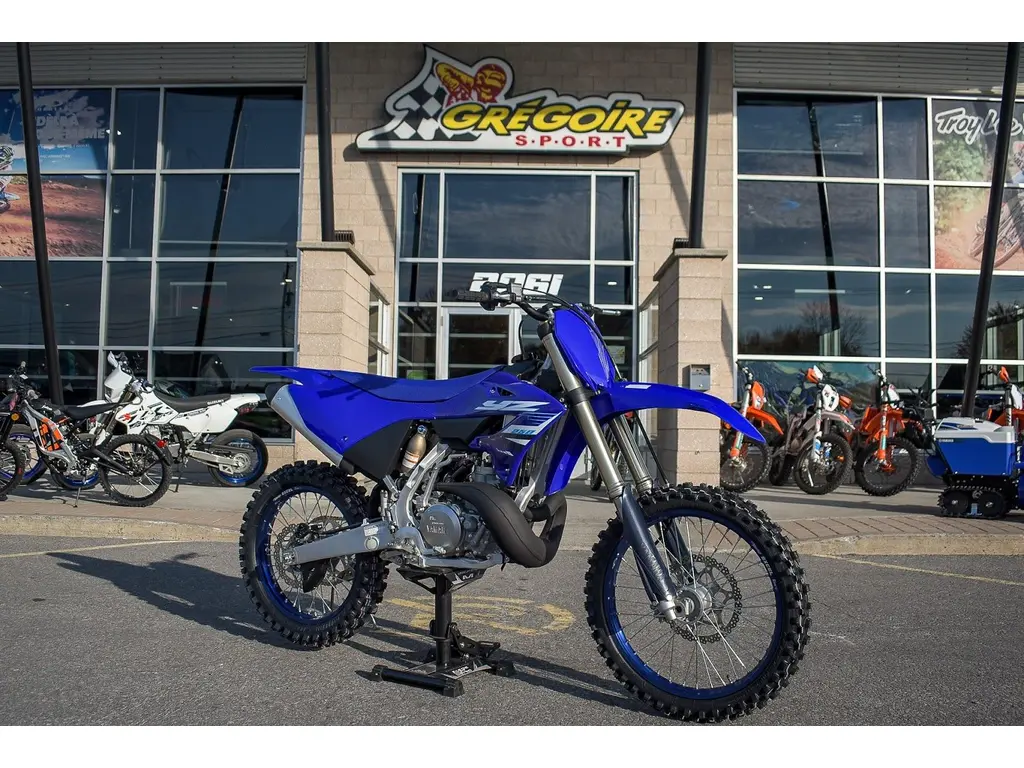 2025 Yamaha YZ250 - En inventaire