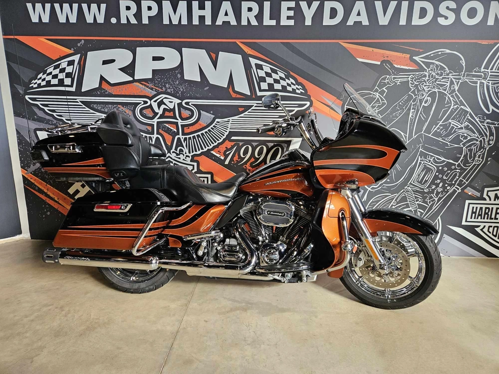 Harley-davidson Cvo Road Glide Ultra Fltruse 2015 alt