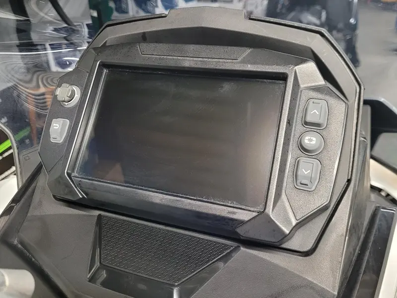 2023 Polaris PROSTAR S4 Indy Adventure 137` DÉMO