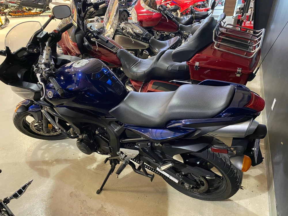 2008 Yamaha Fz6 alt