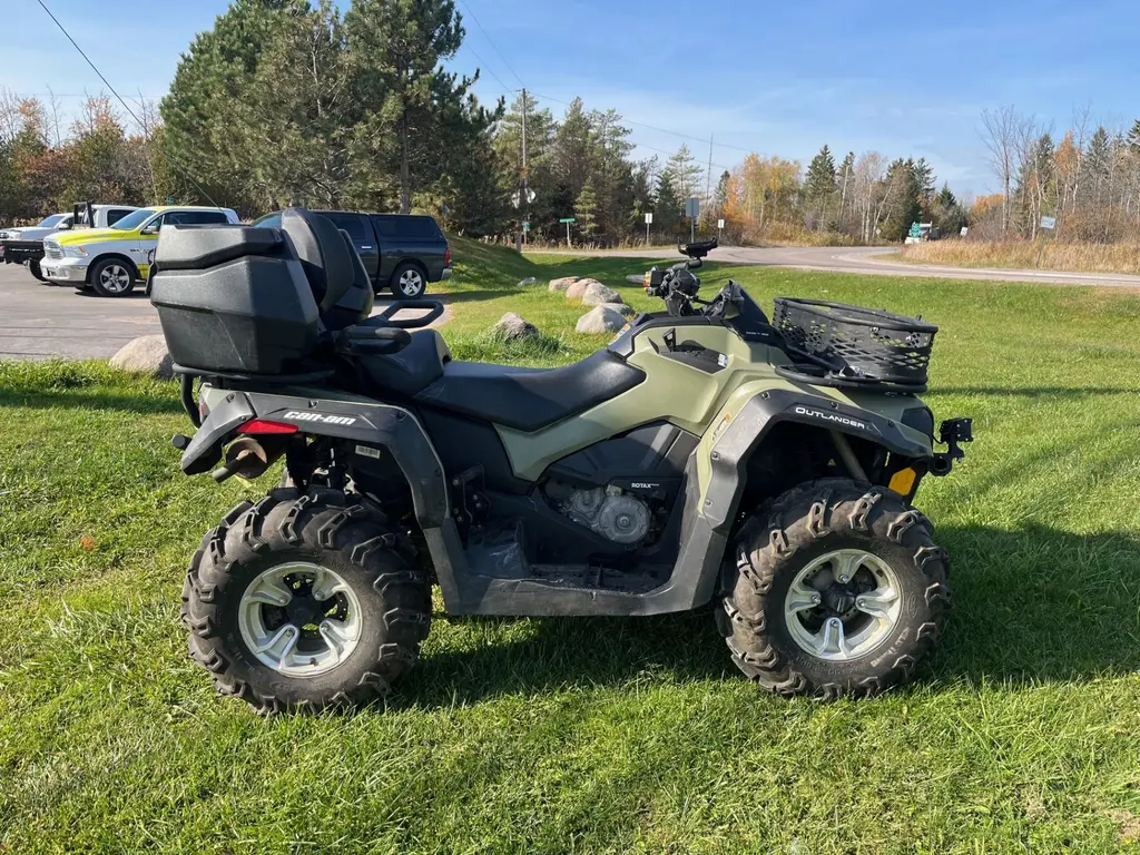 2016 Can-Am OUTLANDER L MAX 450