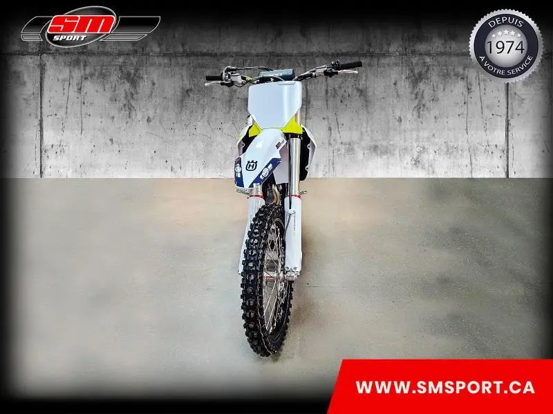 2025 Husqvarna FC 450 thumbnail 4
