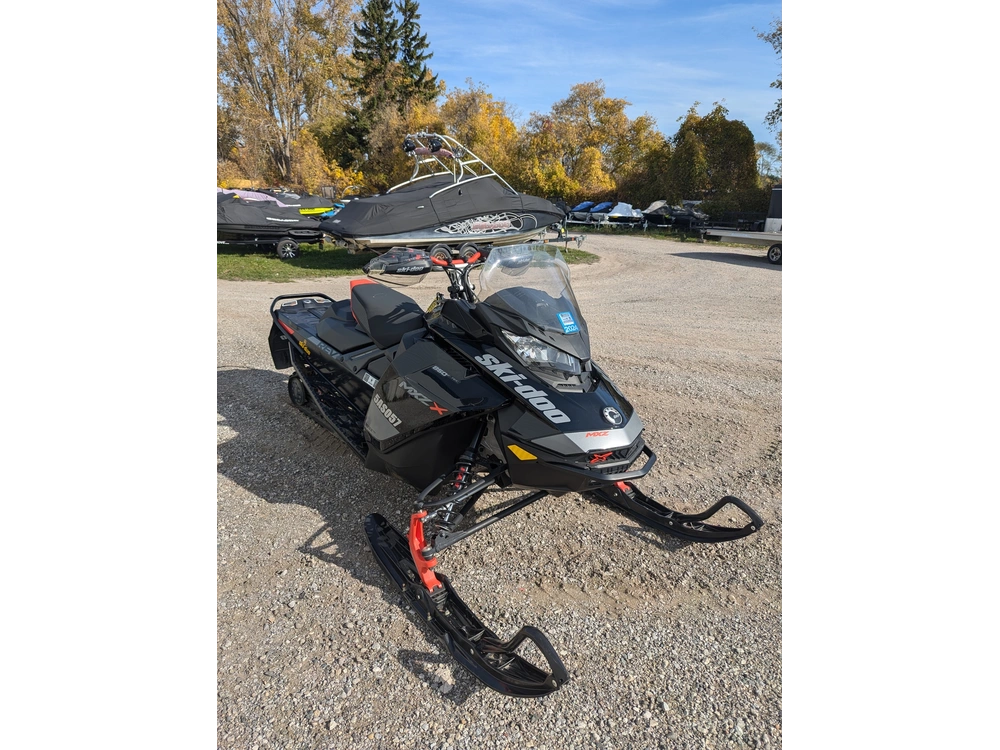 2020 Ski-doo 2020 Mxzx 850 8650 Km Warranty