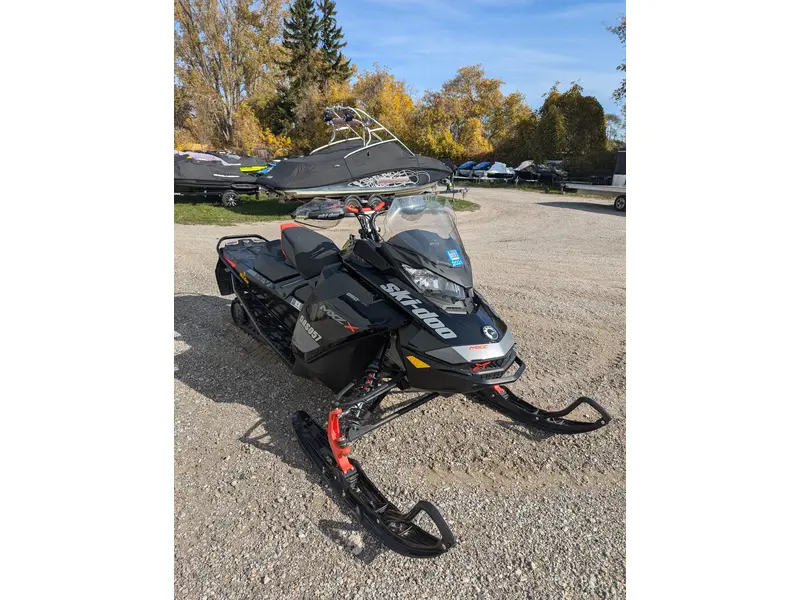 2020 Ski-Doo 2020 MXZX 850