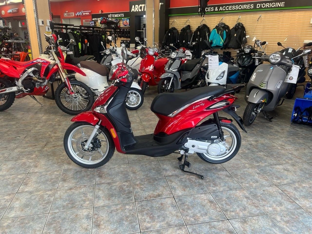 Piaggio Liberty 50cc 2023 alt