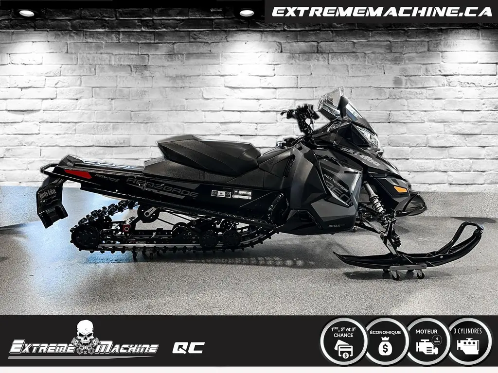 2017 SKIDOO RENEGADE®  ADRENALINE 900ACE PRÊT POUR LA SAISON!!!