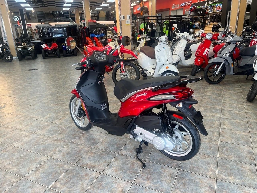 Piaggio Liberty 50cc 2023 alt