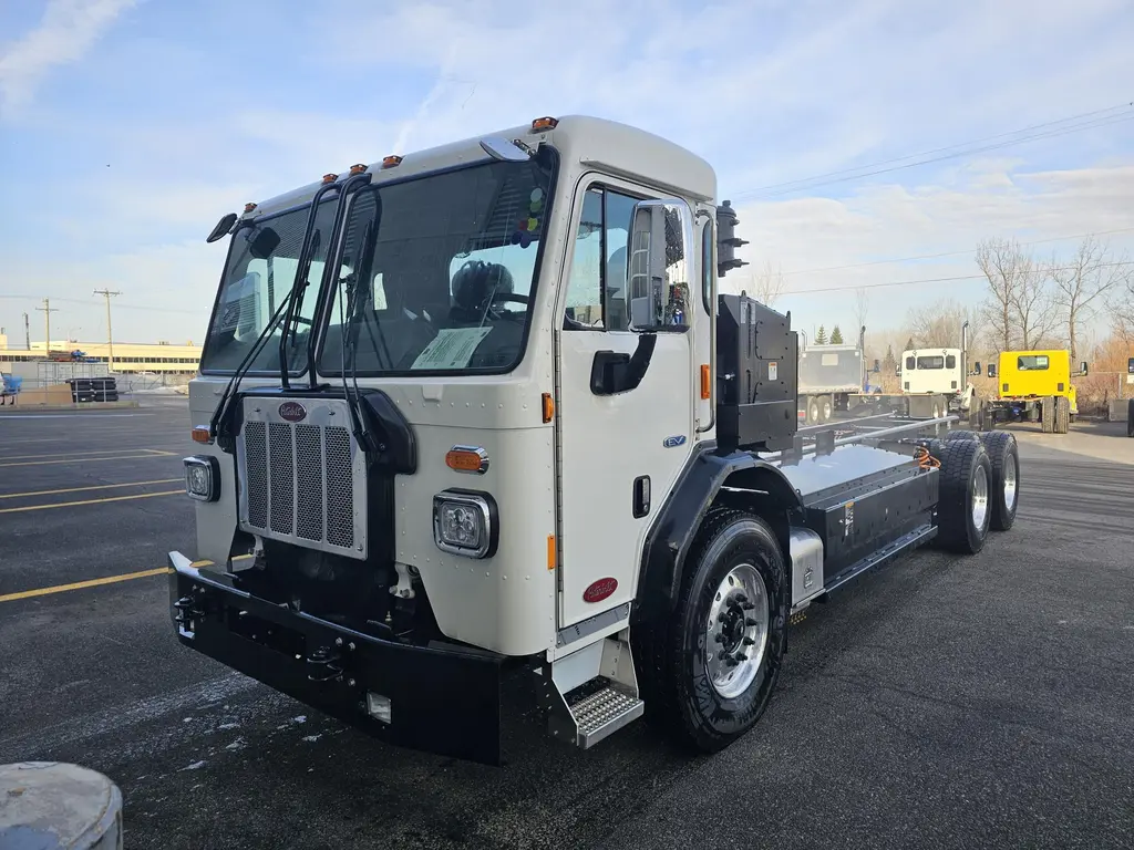 2024 Peterbilt 520EV